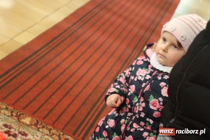 Zdjęcie w galerii na portalu naszraciborz.pl: Św. Mikołaj w farskich ogrodach wiadomości z regionu