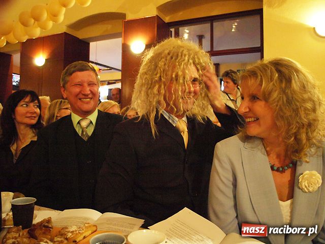 Zdjęcie w galerii na portalu naszraciborz.pl: Kabaretowe show w Tworkowie wiadomości z regionu