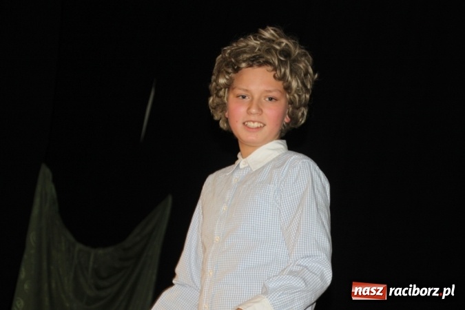 Zdjęcie w galerii na portalu naszraciborz.pl: Młodzi adepci sztuki aktorskiej rozbawili do łez  wiadomości z regionu