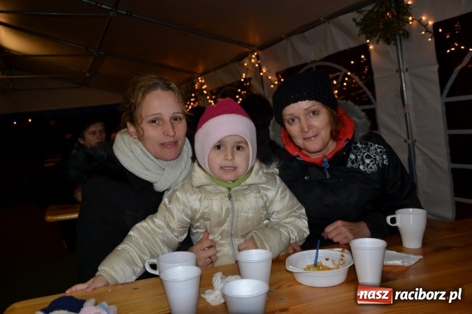 Zdjęcie w galerii na portalu naszraciborz.pl: Weihnachtsmarkt w Bolesławiu wiadomości z regionu