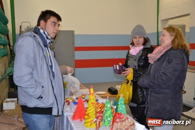 Zdjęcie w galerii na portalu naszraciborz.pl: Weihnachtsmarkt w Bolesławiu wiadomości z regionu