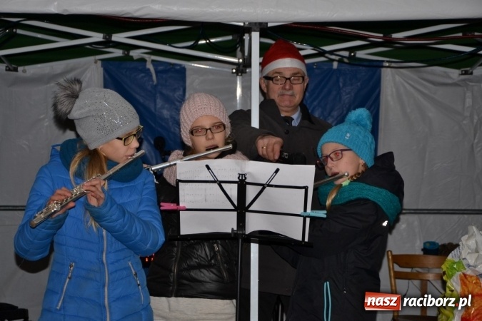 Zdjęcie w galerii na portalu naszraciborz.pl: Weihnachtsmarkt w Bolesławiu wiadomości z regionu