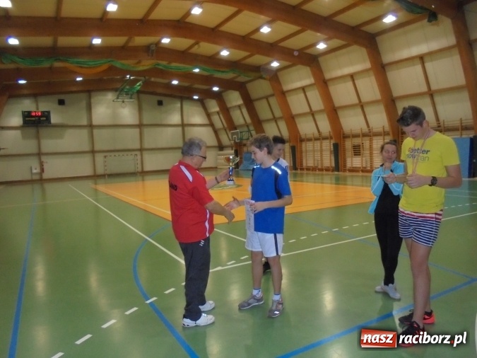 Zdjęcie w galerii na portalu naszraciborz.pl: Tenisowy turniej mikołajkowy  wiadomości z regionu