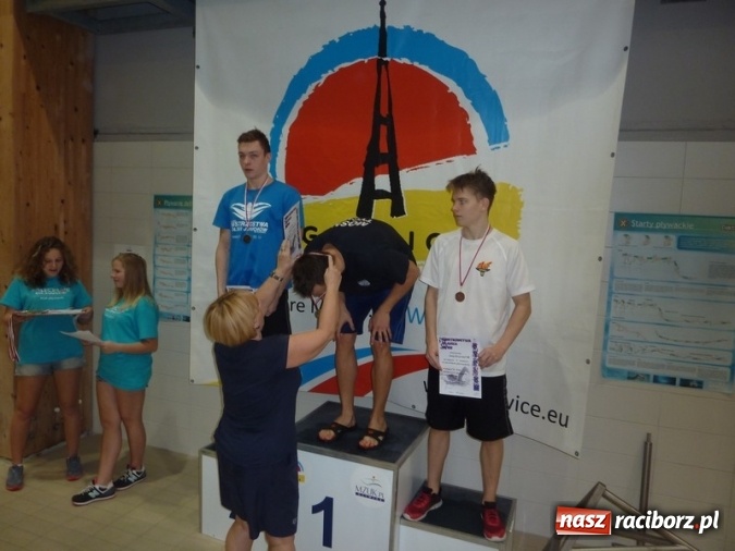 Zdjęcie w galerii na portalu naszraciborz.pl: Pływanie. Dobra postawa pływaków na Mistrzostwach Śląska Juniorów i  Mistrzostwach Opolszczyzny  wiadomości z regionu