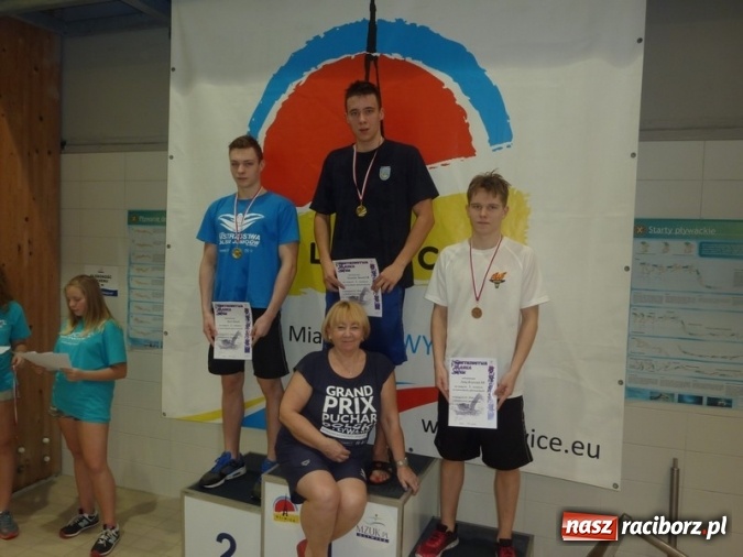 Zdjęcie w galerii na portalu naszraciborz.pl: Pływanie. Dobra postawa pływaków na Mistrzostwach Śląska Juniorów i  Mistrzostwach Opolszczyzny  wiadomości z regionu