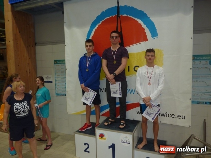 Zdjęcie w galerii na portalu naszraciborz.pl: Pływanie. Dobra postawa pływaków na Mistrzostwach Śląska Juniorów i  Mistrzostwach Opolszczyzny  wiadomości z regionu