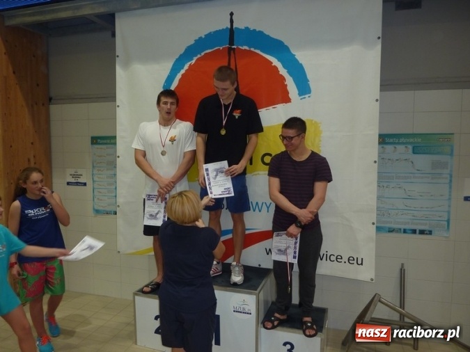 Zdjęcie w galerii na portalu naszraciborz.pl: Pływanie. Dobra postawa pływaków na Mistrzostwach Śląska Juniorów i  Mistrzostwach Opolszczyzny  wiadomości z regionu