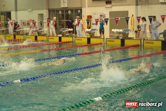 Zdjęcie w galerii na portalu naszraciborz.pl: Pływanie. Dobra postawa pływaków na Mistrzostwach Śląska Juniorów i  Mistrzostwach Opolszczyzny  wiadomości z regionu