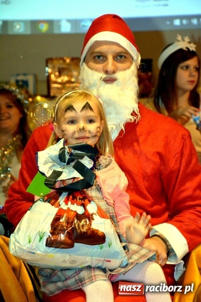 Zdjęcie w galerii na portalu naszraciborz.pl: Mikołajki w raciborskiej PWSZ wiadomości z regionu