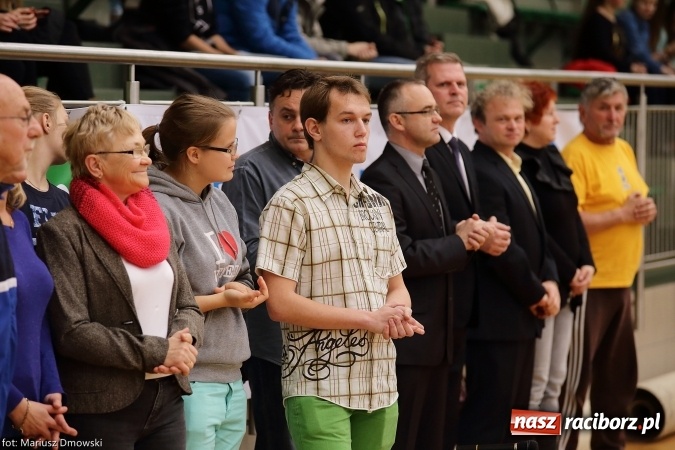 Zdjęcie w galerii na portalu naszraciborz.pl: XV Mikołajkowy Turniej w piłce siatkowej dziewcząt i chłopców szkół ponadgimnazjalnych   wiadomości z regionu