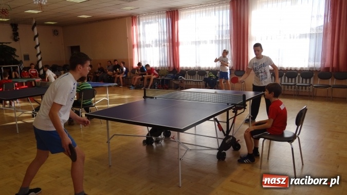 Zdjęcie w galerii na portalu naszraciborz.pl: W Bojanowie rozegrano turniej tenisa stołowego  wiadomości z regionu