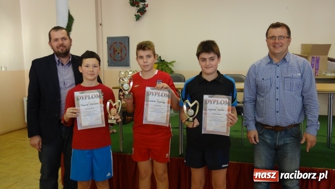 Zdjęcie w galerii na portalu naszraciborz.pl: W Bojanowie rozegrano turniej tenisa stołowego  wiadomości z regionu