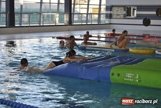 Zdjęcie w galerii na portalu naszraciborz.pl: Aktywne Mikołajki w H2Ostróg wiadomości z regionu