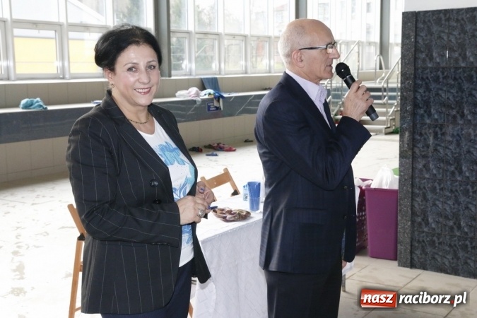 Zdjęcie w galerii na portalu naszraciborz.pl: III Mikołajkowe Zawody Pływackie w ZSOMS wiadomości z regionu