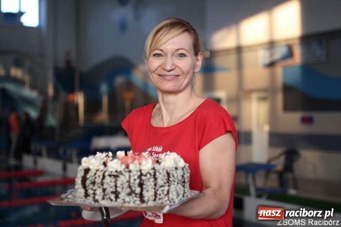 Zdjęcie w galerii na portalu naszraciborz.pl: III Mikołajkowe Zawody Pływackie w ZSOMS wiadomości z regionu
