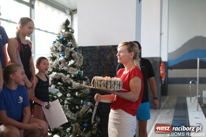 Zdjęcie w galerii na portalu naszraciborz.pl: III Mikołajkowe Zawody Pływackie w ZSOMS wiadomości z regionu