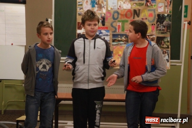 Zdjęcie w galerii na portalu naszraciborz.pl: Jaś i Małgosia na tropie, czyli zakończenie projektu w ZSP Wojnowice wiadomości z regionu