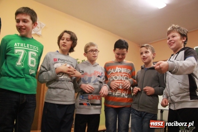 Zdjęcie w galerii na portalu naszraciborz.pl: Jaś i Małgosia na tropie, czyli zakończenie projektu w ZSP Wojnowice wiadomości z regionu