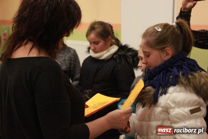 Zdjęcie w galerii na portalu naszraciborz.pl: Jaś i Małgosia na tropie, czyli zakończenie projektu w ZSP Wojnowice wiadomości z regionu