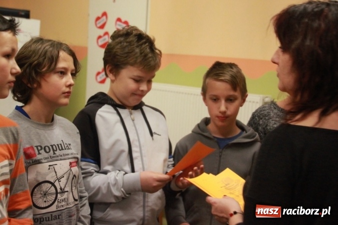 Zdjęcie w galerii na portalu naszraciborz.pl: Jaś i Małgosia na tropie, czyli zakończenie projektu w ZSP Wojnowice wiadomości z regionu