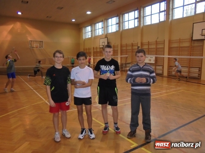 Zdjęcie w galerii na portalu naszraciborz.pl: Sportowe spotkanie mikołajkowe w TKKF Rafako  wiadomości z regionu