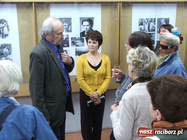 Zdjęcie w galerii na portalu naszraciborz.pl: Odkłamywanie legendy Marka Hłaski wiadomości z regionu