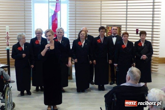Zdjęcie w galerii na portalu naszraciborz.pl: Chór Cecylia spędził pierwszą niedzielę adwentu w Salzbergen  wiadomości z regionu