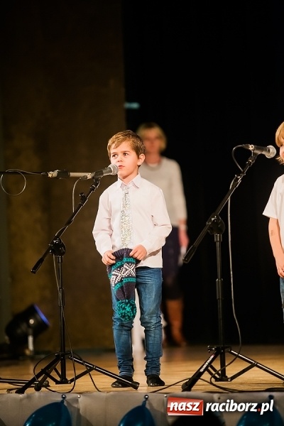 Zdjęcie w galerii na portalu naszraciborz.pl: Przedszkolaki wystąpiły dla swoich rodziców wiadomości z regionu