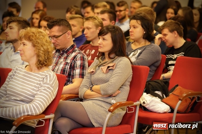 Zdjęcie w galerii na portalu naszraciborz.pl: Medyczne i dydaktyczne aspekty aktywności fizycznej dzieci i młodzieży - konferencja dla studentów, trenerów i nauczycieli na Zamku Piastowskim wiadomości z regionu