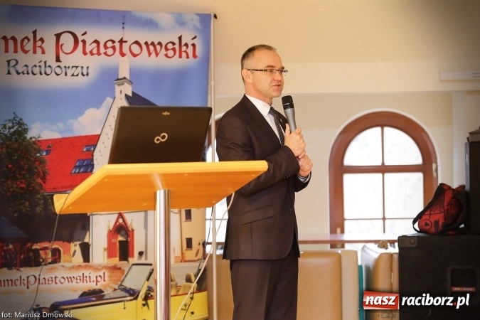 Zdjęcie w galerii na portalu naszraciborz.pl: Medyczne i dydaktyczne aspekty aktywności fizycznej dzieci i młodzieży - konferencja dla studentów, trenerów i nauczycieli na Zamku Piastowskim wiadomości z regionu