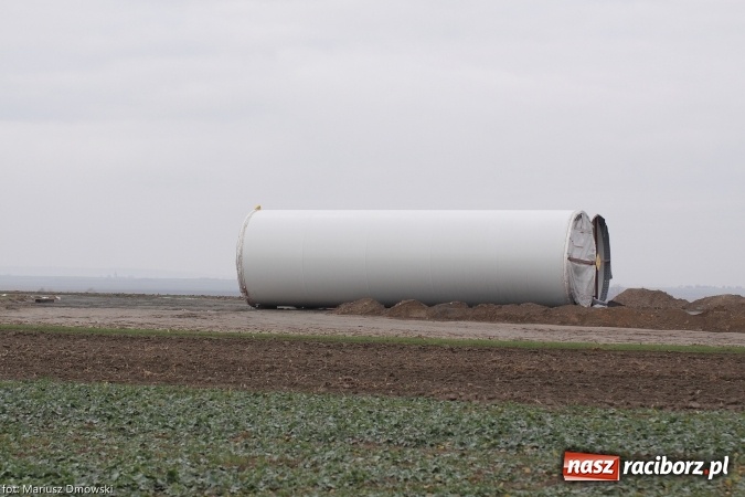 Zdjęcie w galerii na portalu naszraciborz.pl: Wojnowice. Budowa wiatraka wstrzymana. Inwestor odstąpił od projektu wiadomości z regionu