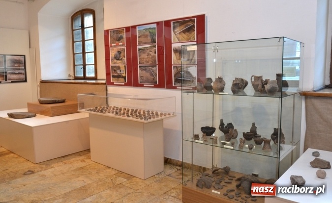 Zdjęcie w galerii na portalu naszraciborz.pl: Raciborska Wenus i nie tylko - konferencja i wystawa w Muzeum wiadomości z regionu