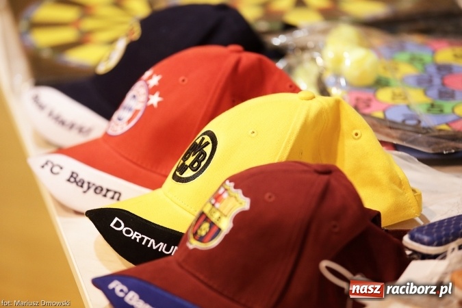 Zdjęcie w galerii na portalu naszraciborz.pl: Gminny Turniej Tenisa Stołowego im. Krystyny Gasilewskiej w Krzanowicach wiadomości z regionu