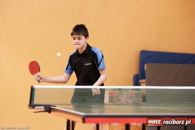 Zdjęcie w galerii na portalu naszraciborz.pl: Gminny Turniej Tenisa Stołowego im. Krystyny Gasilewskiej w Krzanowicach wiadomości z regionu
