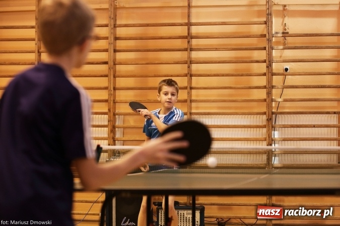 Zdjęcie w galerii na portalu naszraciborz.pl: Gminny Turniej Tenisa Stołowego im. Krystyny Gasilewskiej w Krzanowicach wiadomości z regionu