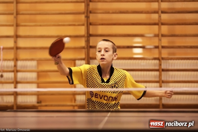 Zdjęcie w galerii na portalu naszraciborz.pl: Gminny Turniej Tenisa Stołowego im. Krystyny Gasilewskiej w Krzanowicach wiadomości z regionu