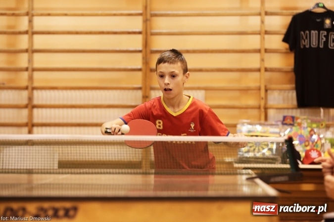 Zdjęcie w galerii na portalu naszraciborz.pl: Gminny Turniej Tenisa Stołowego im. Krystyny Gasilewskiej w Krzanowicach wiadomości z regionu