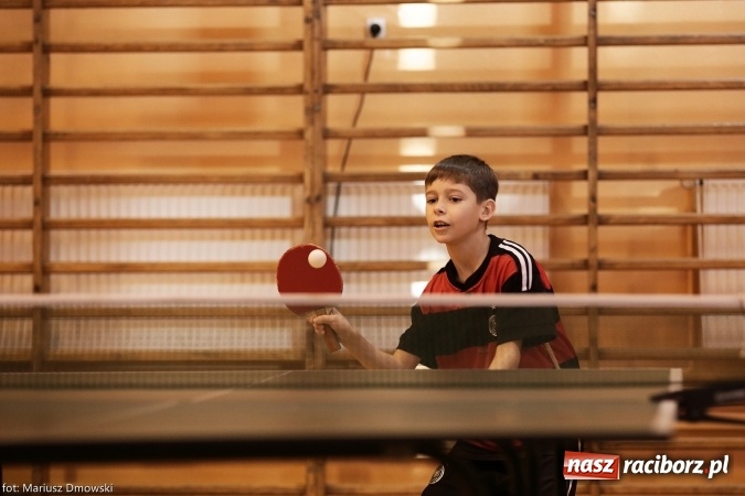 Zdjęcie w galerii na portalu naszraciborz.pl: Gminny Turniej Tenisa Stołowego im. Krystyny Gasilewskiej w Krzanowicach wiadomości z regionu