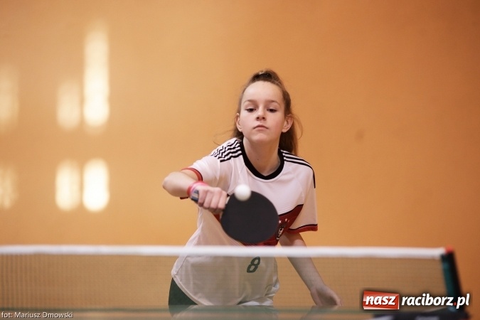 Zdjęcie w galerii na portalu naszraciborz.pl: Gminny Turniej Tenisa Stołowego im. Krystyny Gasilewskiej w Krzanowicach wiadomości z regionu