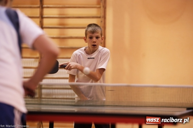 Zdjęcie w galerii na portalu naszraciborz.pl: Gminny Turniej Tenisa Stołowego im. Krystyny Gasilewskiej w Krzanowicach wiadomości z regionu