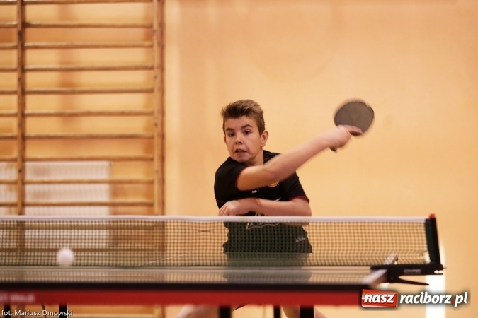 Zdjęcie w galerii na portalu naszraciborz.pl: Gminny Turniej Tenisa Stołowego im. Krystyny Gasilewskiej w Krzanowicach wiadomości z regionu