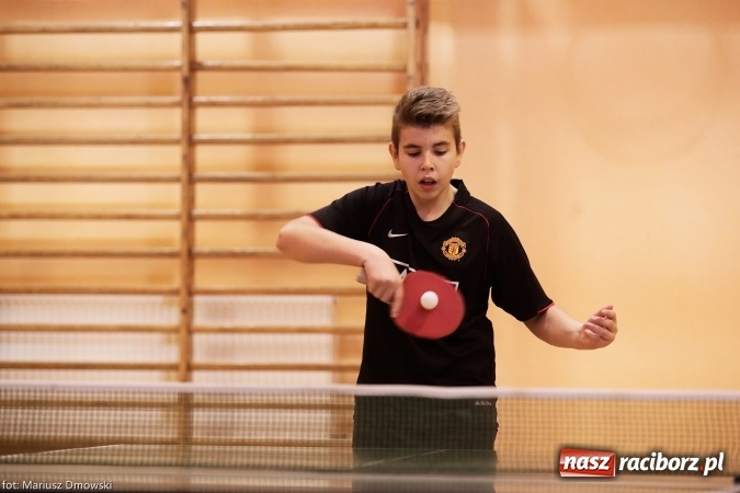 Zdjęcie w galerii na portalu naszraciborz.pl: Gminny Turniej Tenisa Stołowego im. Krystyny Gasilewskiej w Krzanowicach wiadomości z regionu