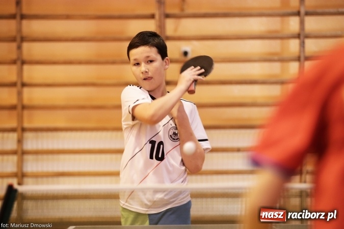 Zdjęcie w galerii na portalu naszraciborz.pl: Gminny Turniej Tenisa Stołowego im. Krystyny Gasilewskiej w Krzanowicach wiadomości z regionu