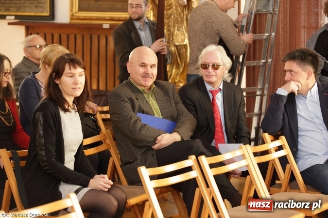 Zdjęcie w galerii na portalu naszraciborz.pl: O tajemnicach zbiornika Racibórz na sesji w Muzeum wiadomości z regionu