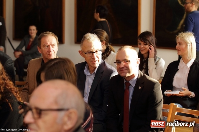 Zdjęcie w galerii na portalu naszraciborz.pl: O tajemnicach zbiornika Racibórz na sesji w Muzeum wiadomości z regionu