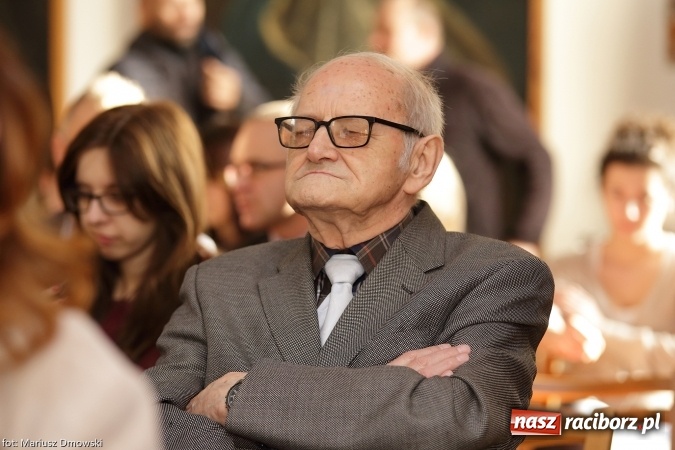 Zdjęcie w galerii na portalu naszraciborz.pl: O tajemnicach zbiornika Racibórz na sesji w Muzeum wiadomości z regionu