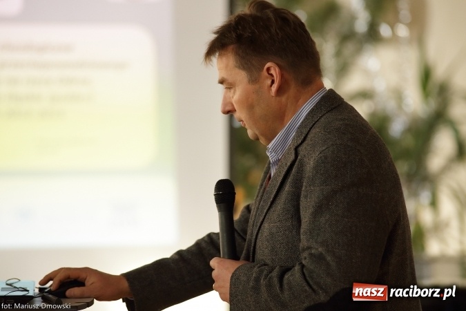 Zdjęcie w galerii na portalu naszraciborz.pl: O tajemnicach zbiornika Racibórz na sesji w Muzeum wiadomości z regionu