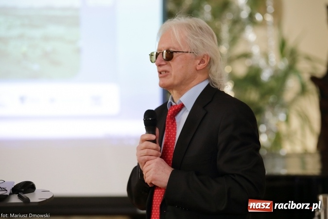 Zdjęcie w galerii na portalu naszraciborz.pl: O tajemnicach zbiornika Racibórz na sesji w Muzeum wiadomości z regionu