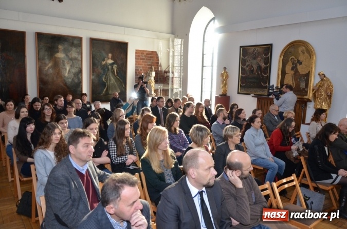 Zdjęcie w galerii na portalu naszraciborz.pl: O tajemnicach zbiornika Racibórz na sesji w Muzeum wiadomości z regionu