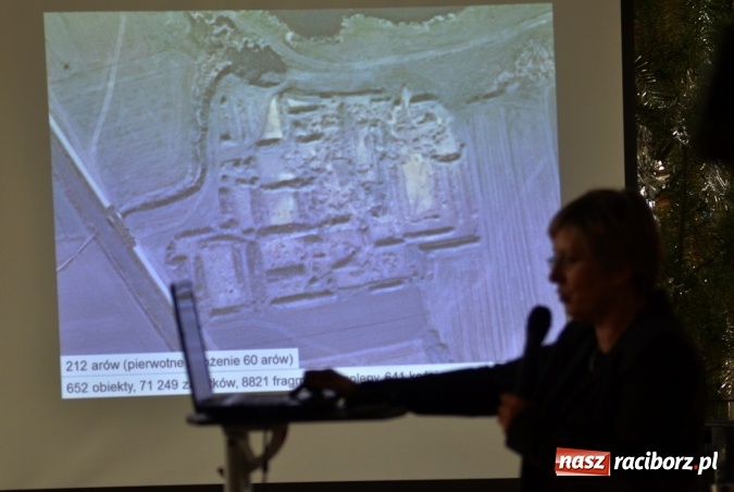 Zdjęcie w galerii na portalu naszraciborz.pl: O tajemnicach zbiornika Racibórz na sesji w Muzeum wiadomości z regionu